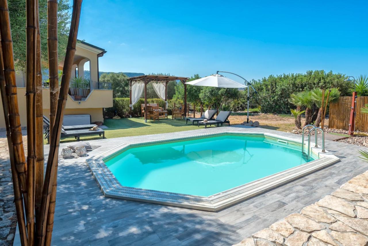 Villa Pedra Alghero - Appartamento In Villa Con Piscina Luaran gambar
